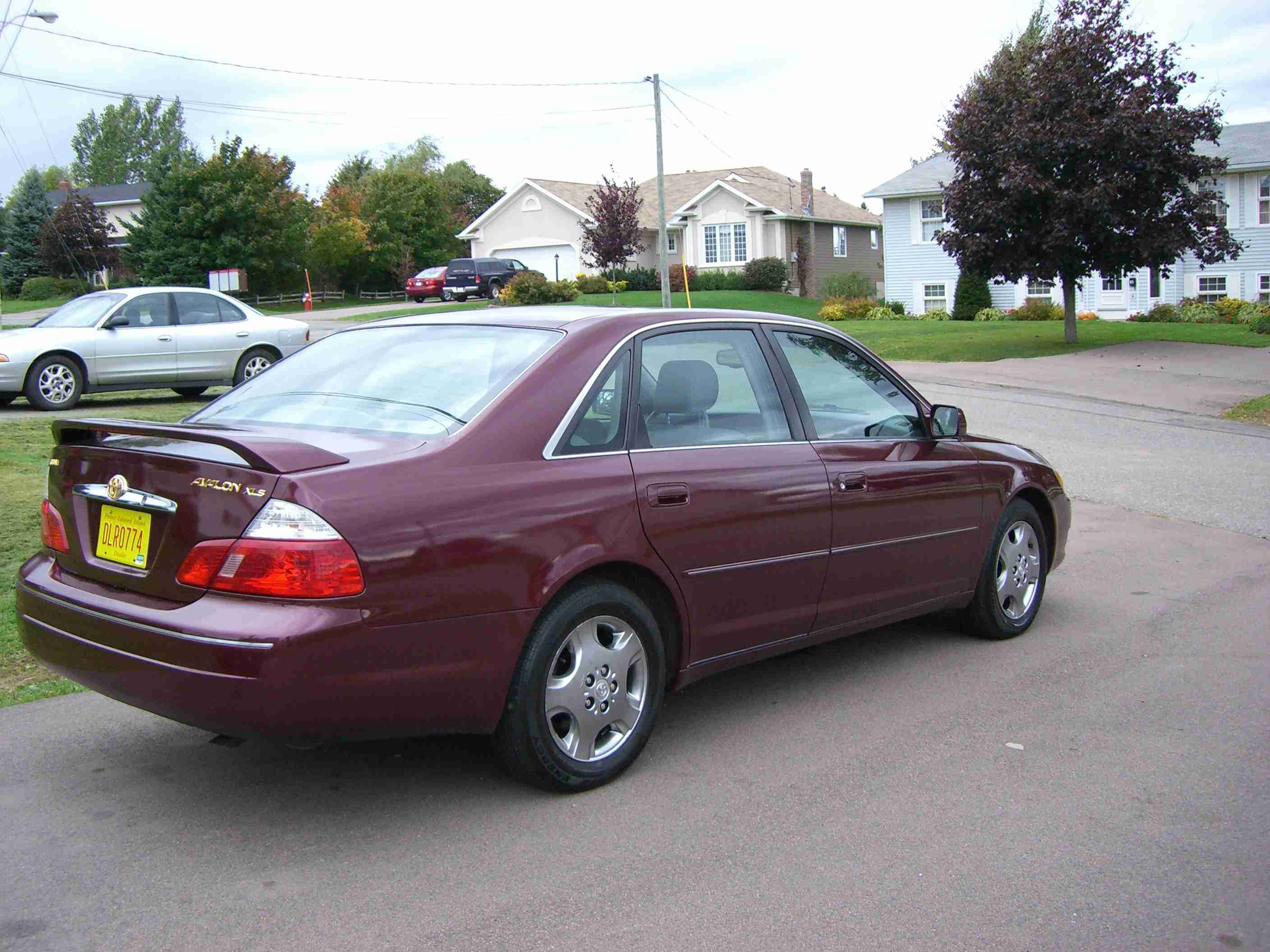picture of toyota avalon 2003 model #3